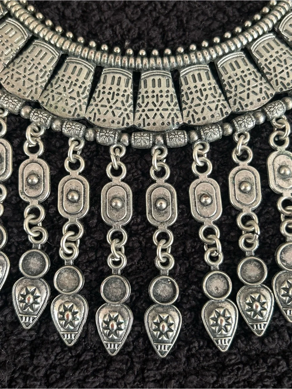 Paparazzi The Desert Is Calling Silver Fringe Tribal Choker Necklace